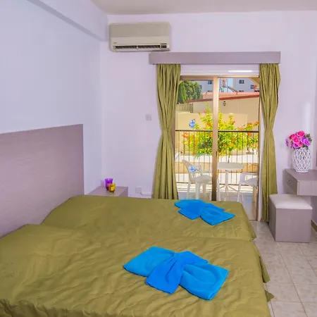 Hotel apartamentowy Windmills Protaras