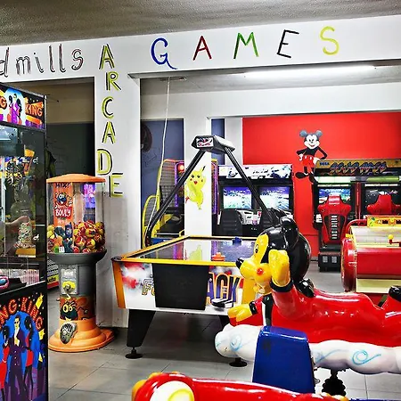 Ξενοδοχείο με διαμερίσματα Windmills