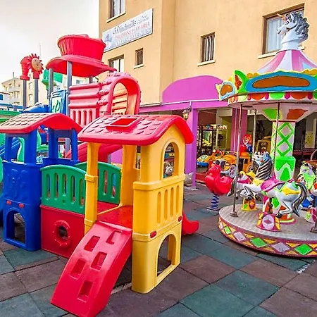 Aparthotel Windmills Protaras