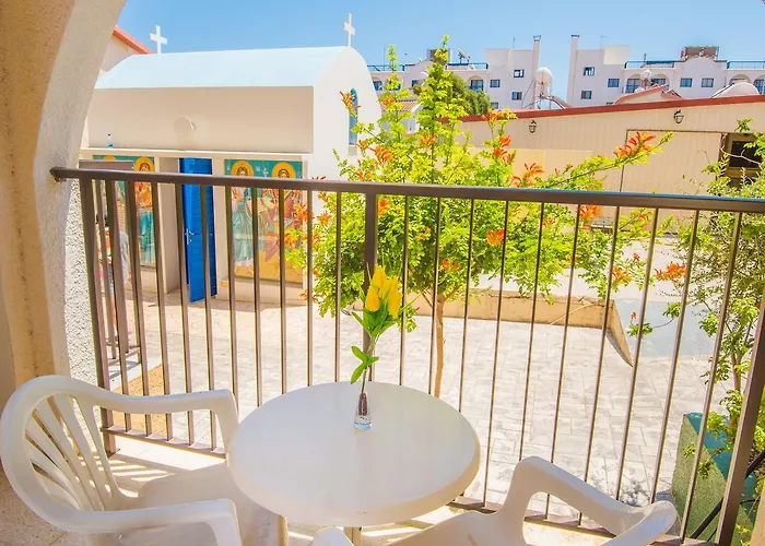 Windmills מלון דירות 2*