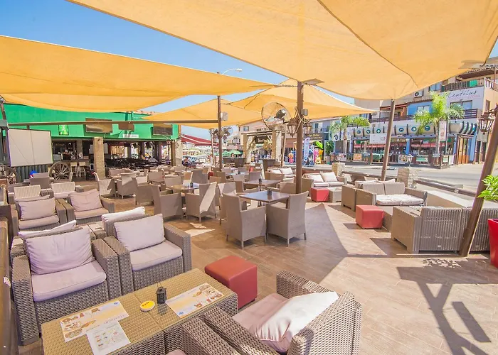 Ξενοδοχείο με διαμερίσματα Windmills